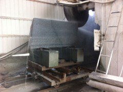 長泰芝麻黑石材廠 專業石材加工，鑄就建筑之美